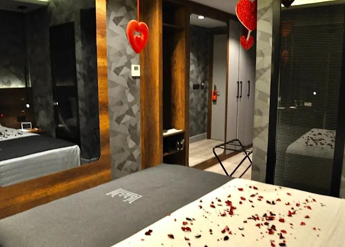 Emens Hotel