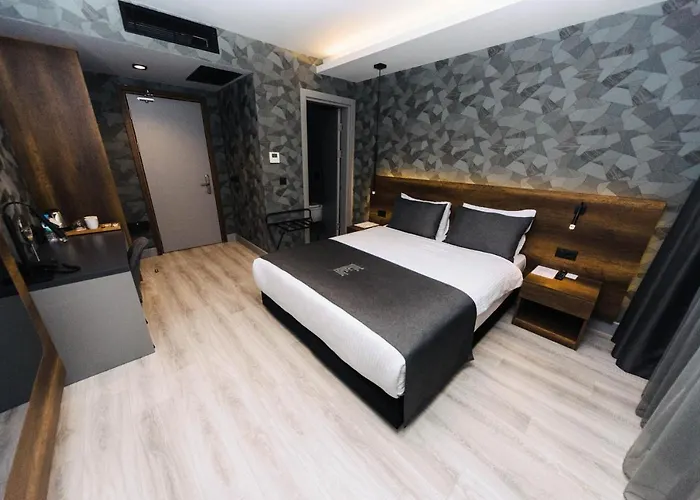 Emens Hotel